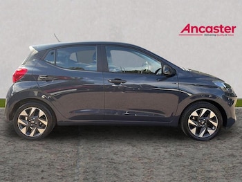 Used Hyundai i10 2023 for sale - 79623000: Photo