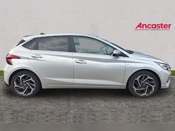 Used Hyundai i20 2023 for sale - 77809645: Photo