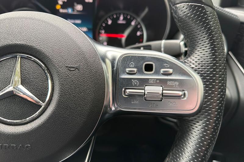 Used Mercedes-Benz GLC 2021 for sale - 76819301: Photo 22