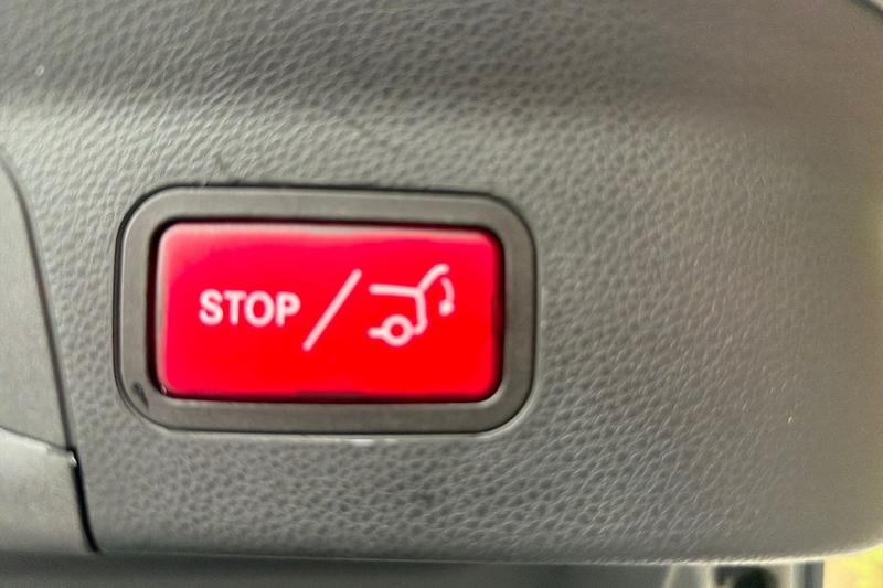 Used Mercedes-Benz GLC 2021 for sale - 76819301: Photo 29