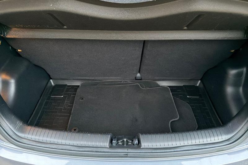 Used Hyundai i10 2019 for sale - 76452892: Photo 24