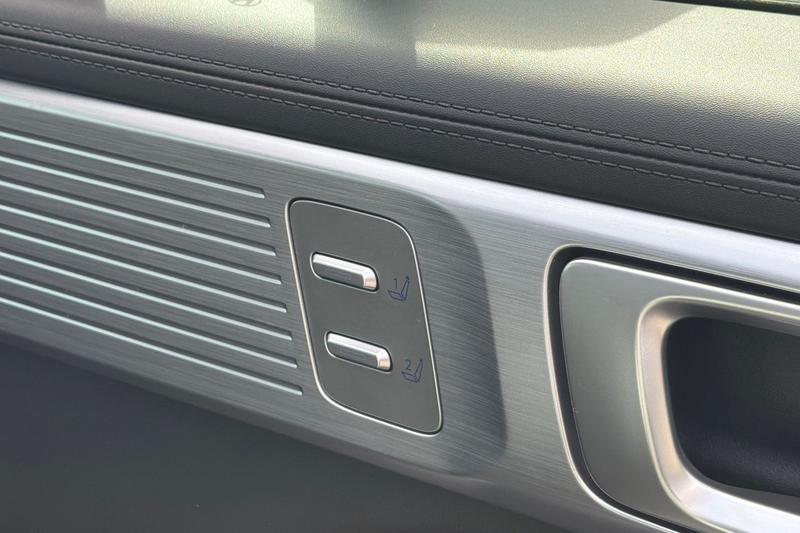 Used Hyundai Santa Fe 2025 for sale - 77910360: Photo 26