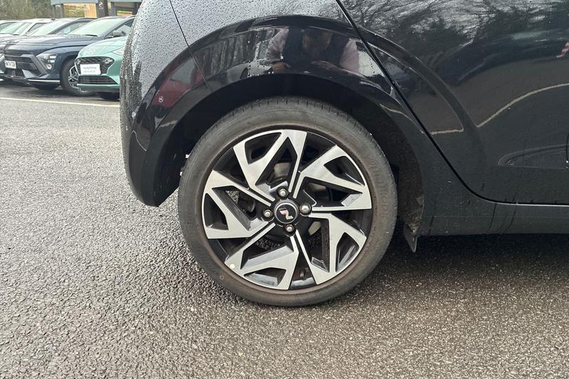 Used Hyundai i10 2023 for sale - 77427360: Photo 9