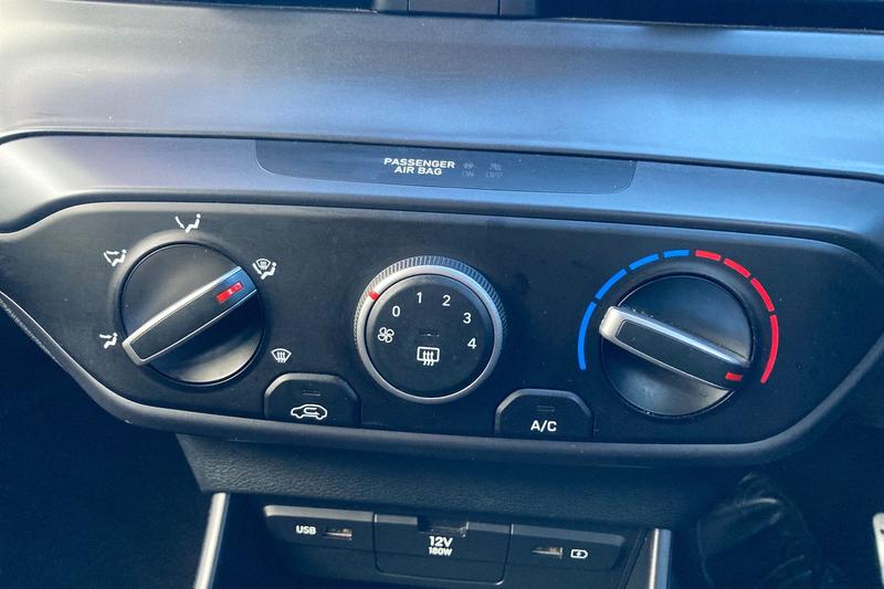 Used Hyundai BAYON 2021 for sale - 77679561: Photo 15