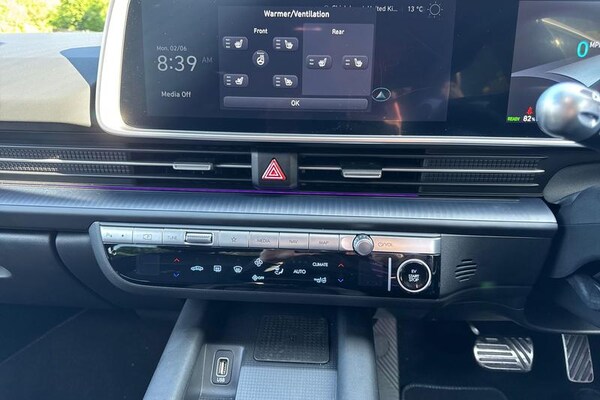 Used Hyundai IONIQ 6 2024 for sale - 75006019: Photo 15