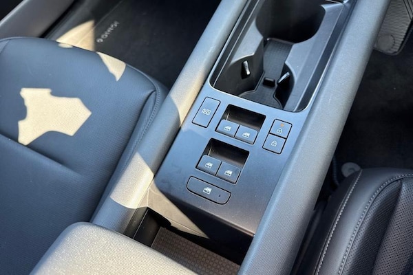 Used Hyundai IONIQ 6 2024 for sale - 75006019: Photo 16