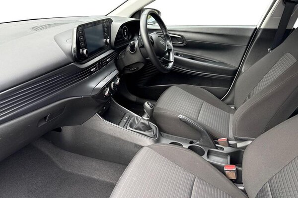 Used Hyundai i20 2022 for sale - 76302709: Photo 13