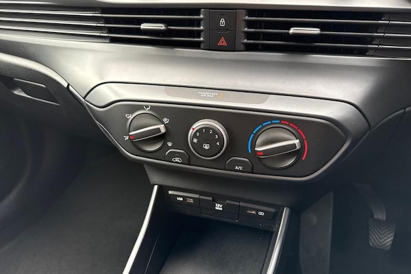 Used Hyundai i20 2022 for sale - 76302709: Photo 15