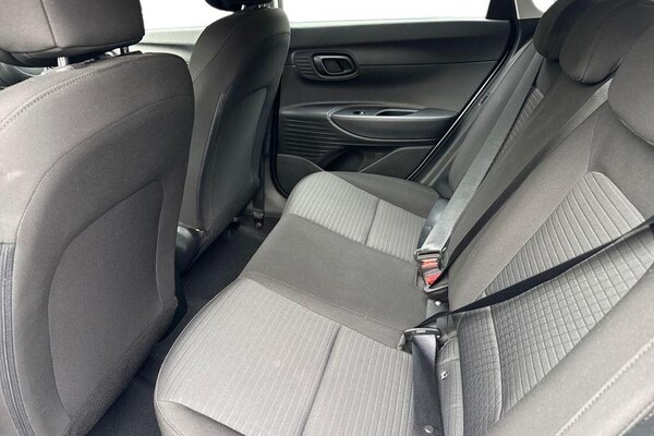 Used Hyundai i20 2022 for sale - 76302709: Photo 23