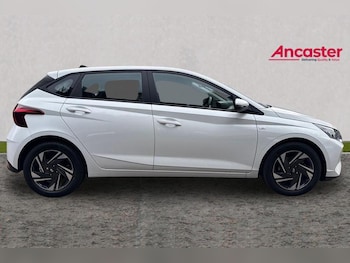 Used Hyundai i20 2022 for sale - 76302709: Photo 2