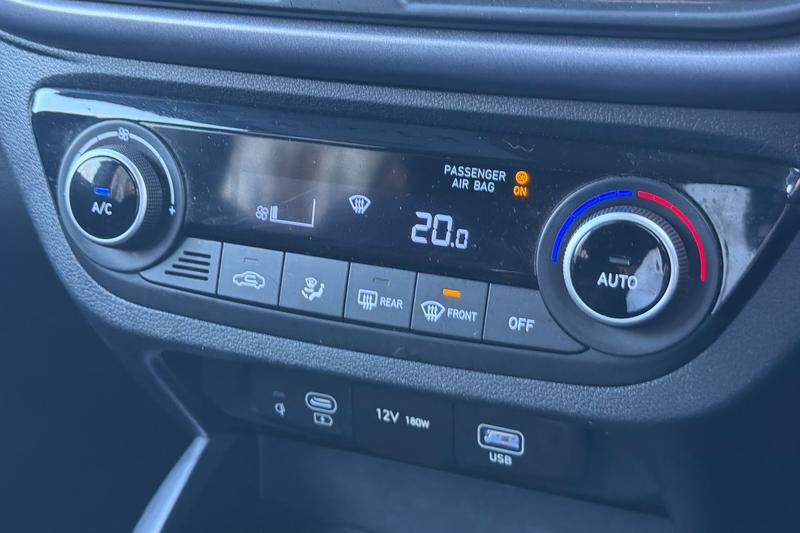 Used Hyundai i10 2024 for sale - 77659760: Photo 15