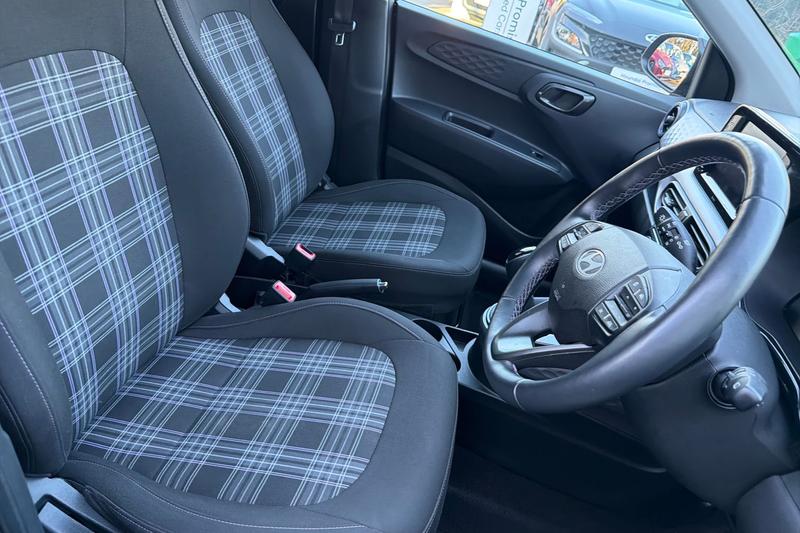 Used Hyundai i10 2024 for sale - 77659760: Photo 25