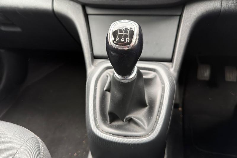 Used Hyundai i10 2018 for sale - 77855078: Photo 14