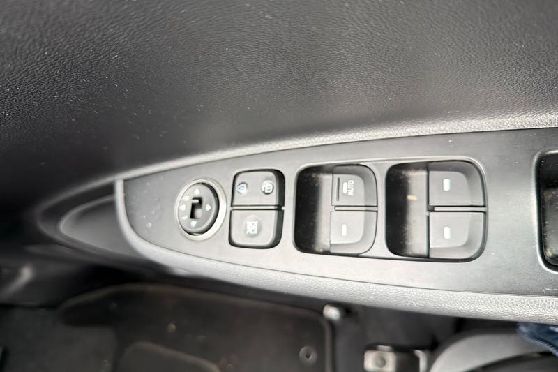 Used Hyundai i10 2018 for sale - 77855078: Photo 16