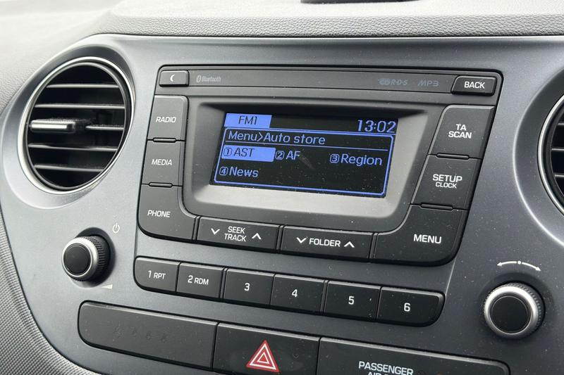 Used Hyundai i10 2018 for sale - 77855078: Photo 17