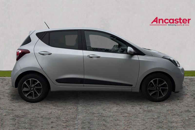 Used Hyundai i10 2018 for sale - 77855078: Photo 2
