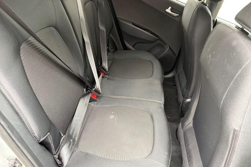 Used Hyundai i10 2018 for sale - 77855078: Photo 23