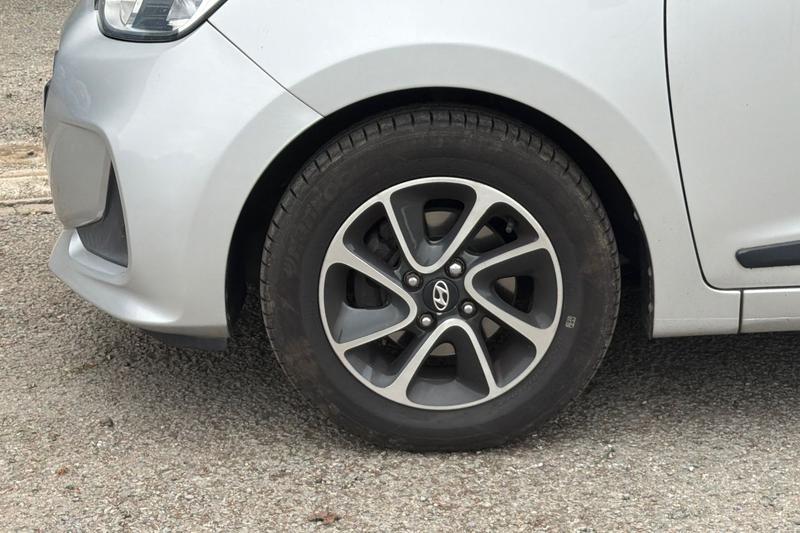 Used Hyundai i10 2018 for sale - 77855078: Photo 9