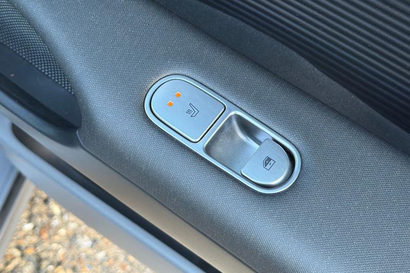 Used Hyundai IONIQ 6 2024 for sale - 77204943: Photo 26