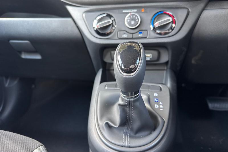 Used Hyundai i10 2024 for sale - 76064691: Photo 14