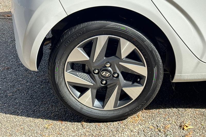 Used Hyundai i10 2024 for sale - 76064691: Photo 9