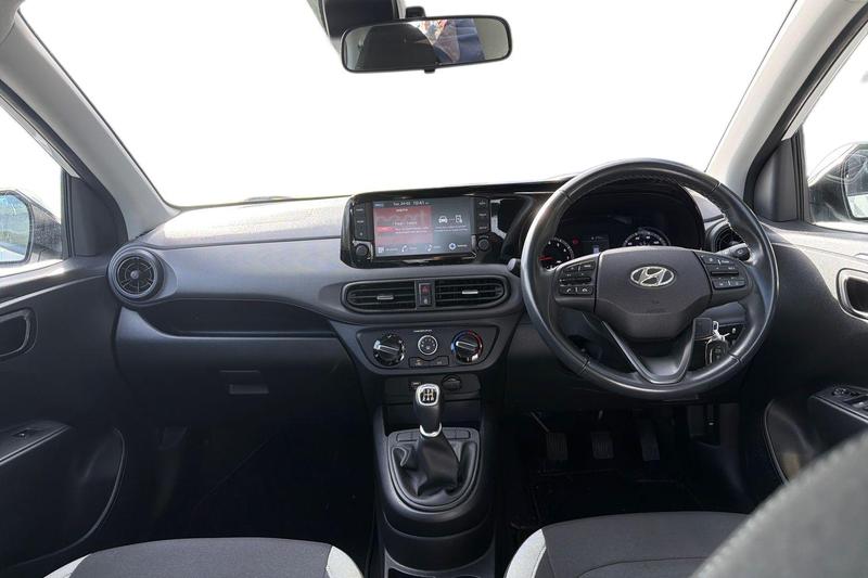 Used Hyundai i10 2023 for sale - 77653820: Photo 12