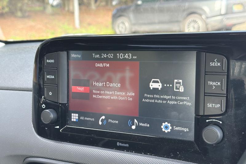 Used Hyundai i10 2023 for sale - 77653820: Photo 17