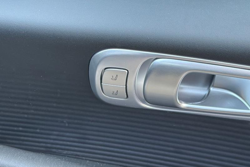 Used Hyundai IONIQ 6 2024 for sale - 77248765: Photo 29