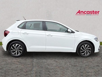 Used Volkswagen Polo 2023 for sale - 78974143: Photo
