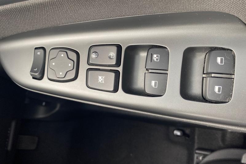 Used Hyundai KONA 2023 for sale - 77910338: Photo 16