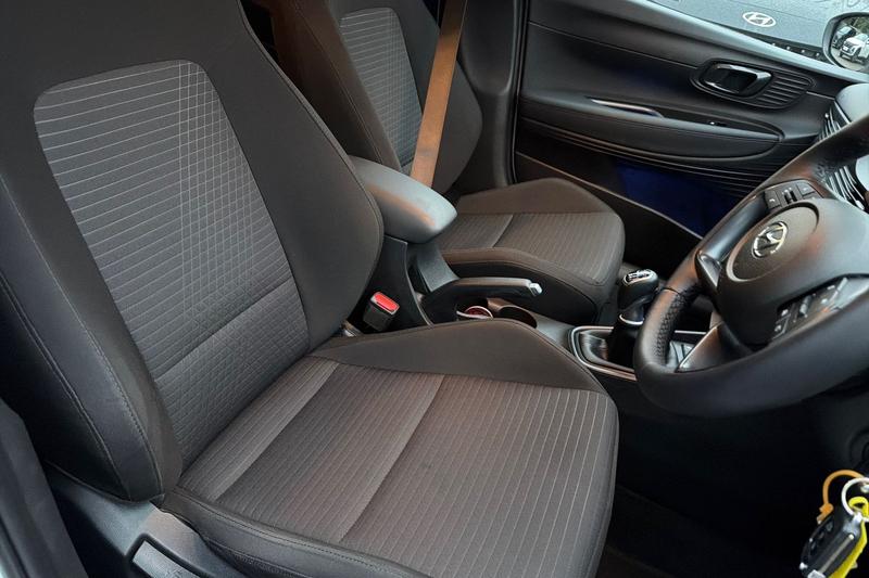 Used Hyundai i20 2022 for sale - 76690876: Photo 25