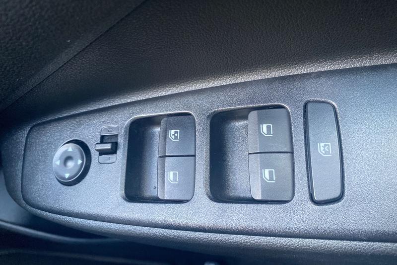 Used Hyundai i10 2023 for sale - 76344398: Photo 16