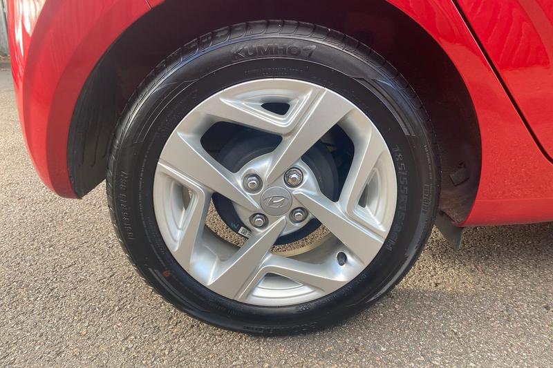 Used Hyundai i10 2023 for sale - 76344398: Photo 9