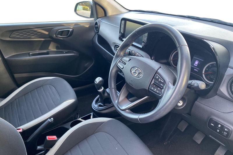 Used Hyundai i10 2023 for sale - 77770440: Photo 10