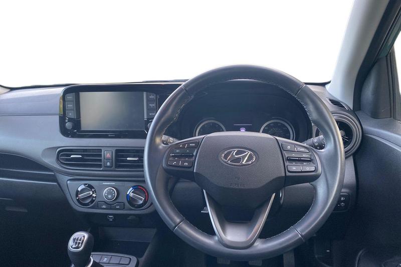 Used Hyundai i10 2023 for sale - 77770440: Photo 11