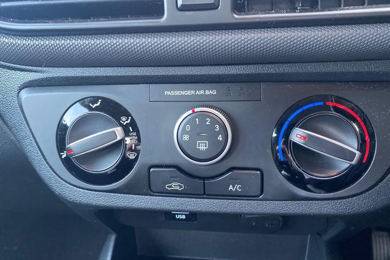 Used Hyundai i10 2023 for sale - 77770440: Photo 15