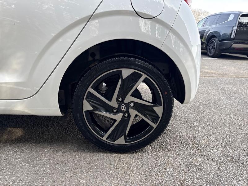 Used Hyundai i10 2020 for sale - 77989160: Photo 9