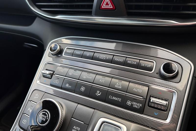 Used Hyundai Santa Fe 2021 for sale - 77048071: Photo 15