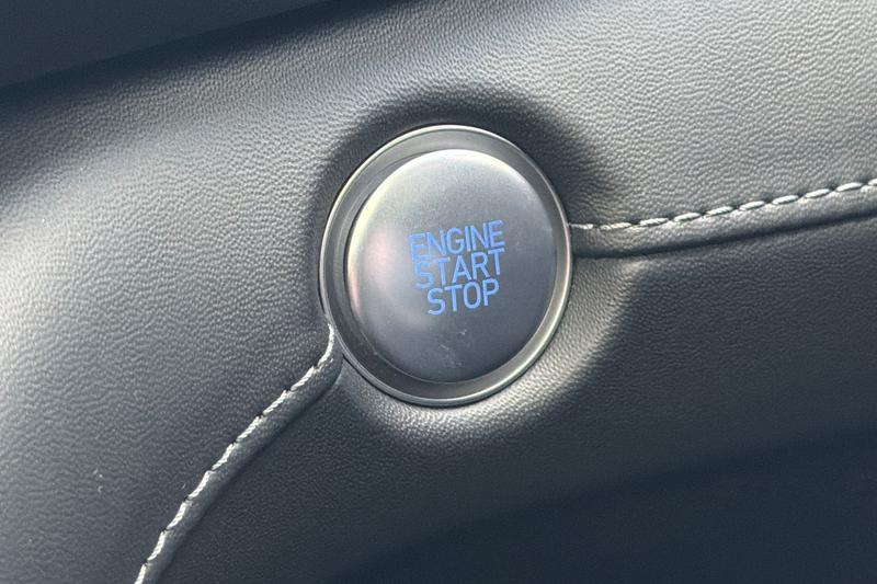 Used Hyundai Santa Fe 2021 for sale - 77048071: Photo 33