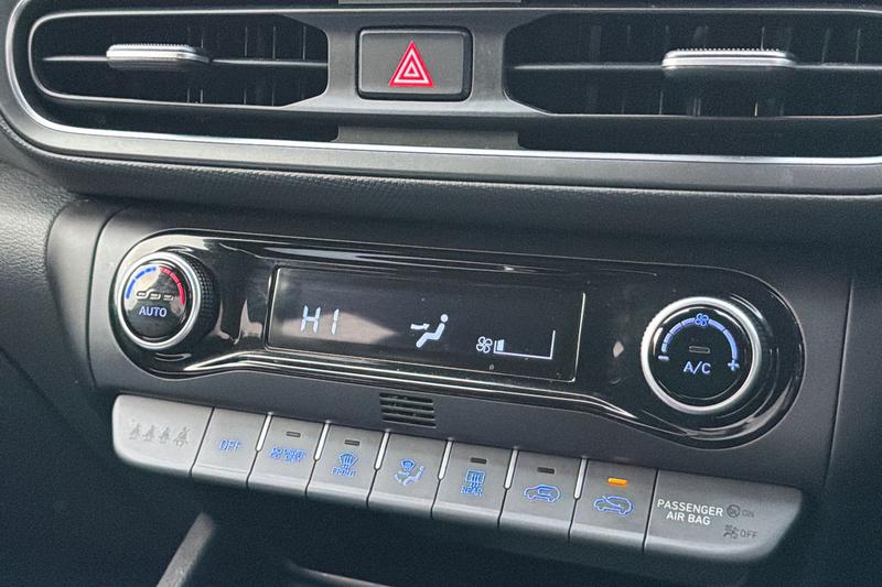 Used Hyundai KONA 2022 for sale - 77254335: Photo 15