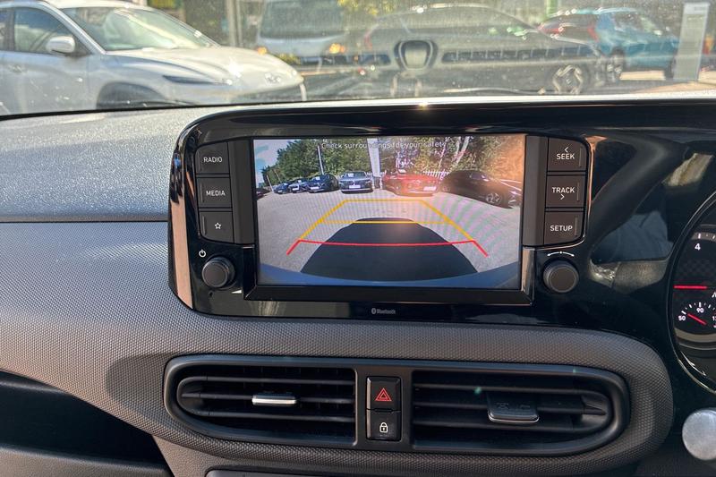 Used Hyundai i10 2021 for sale - 76382246: Photo 19