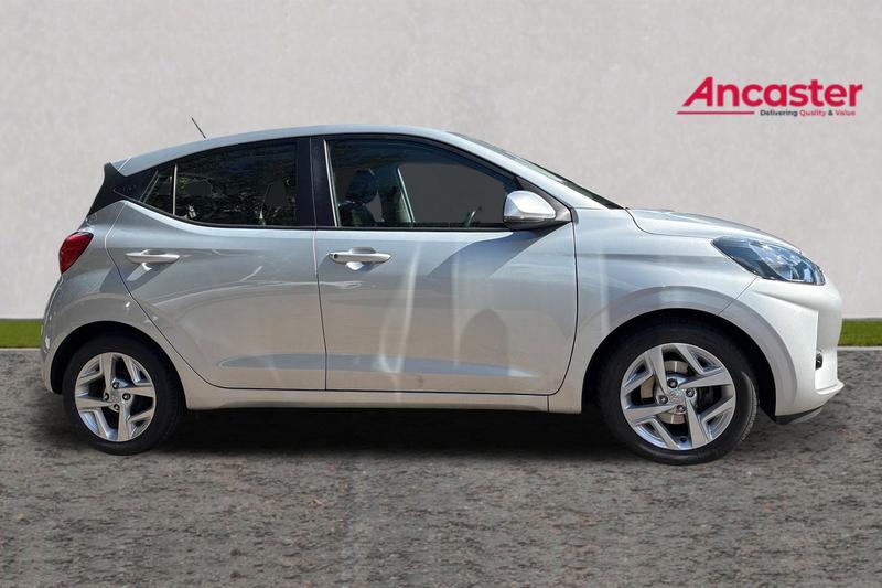 Used Hyundai i10 2021 for sale - 76382246: Photo 2