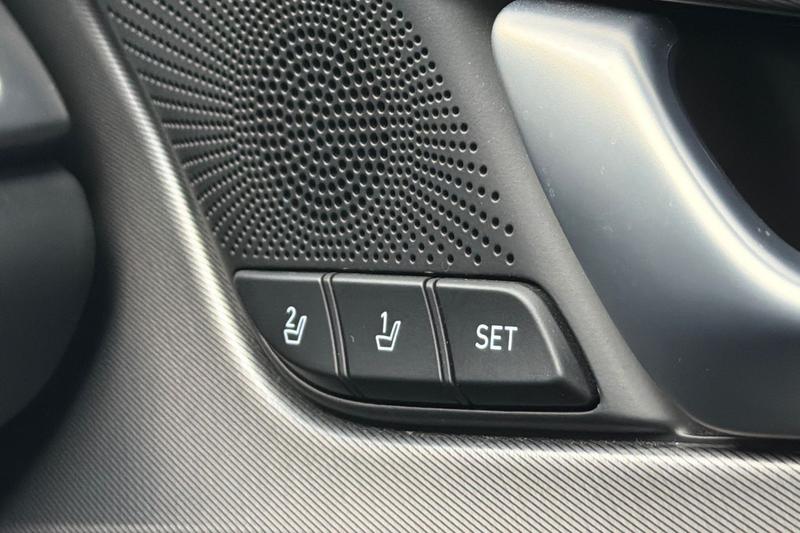 Used Genesis G70 2024 for sale - 76960978: Photo 29