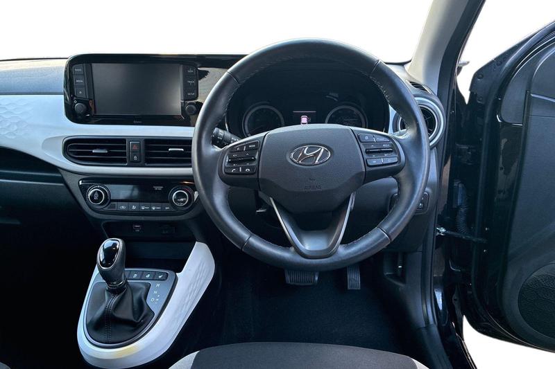 Used Hyundai i10 2022 for sale - 77359839: Photo 11