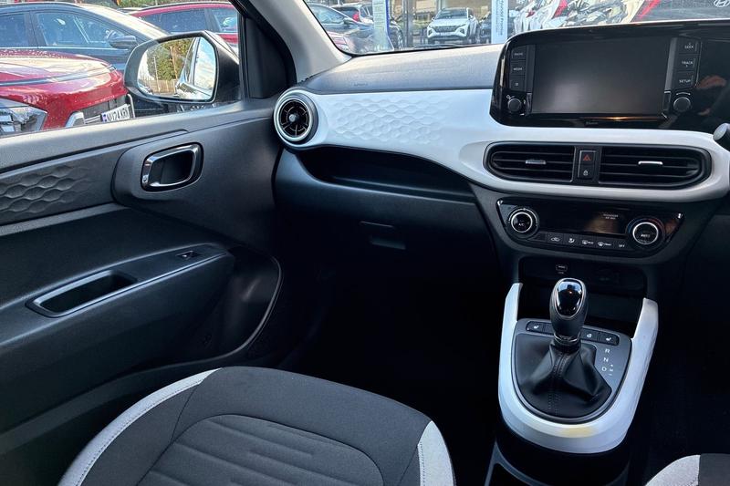 Used Hyundai i10 2022 for sale - 77359839: Photo 14