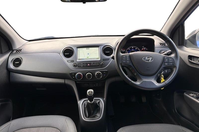 Used Hyundai i10 2019 for sale - 76949180: Photo 12