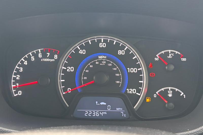 Used Hyundai i10 2019 for sale - 76949180: Photo 20