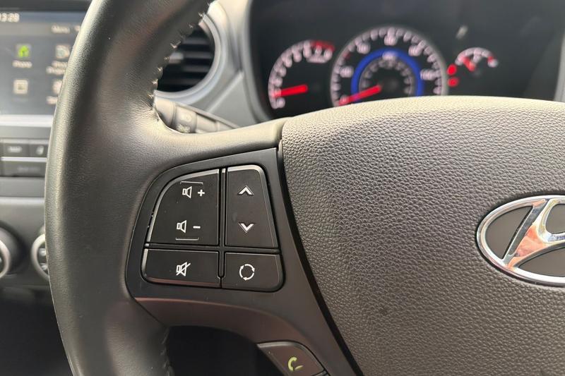 Used Hyundai i10 2019 for sale - 76949180: Photo 21