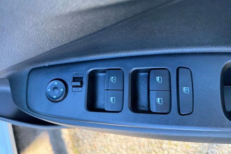 Used Hyundai i10 2023 for sale - 77659761: Photo 16