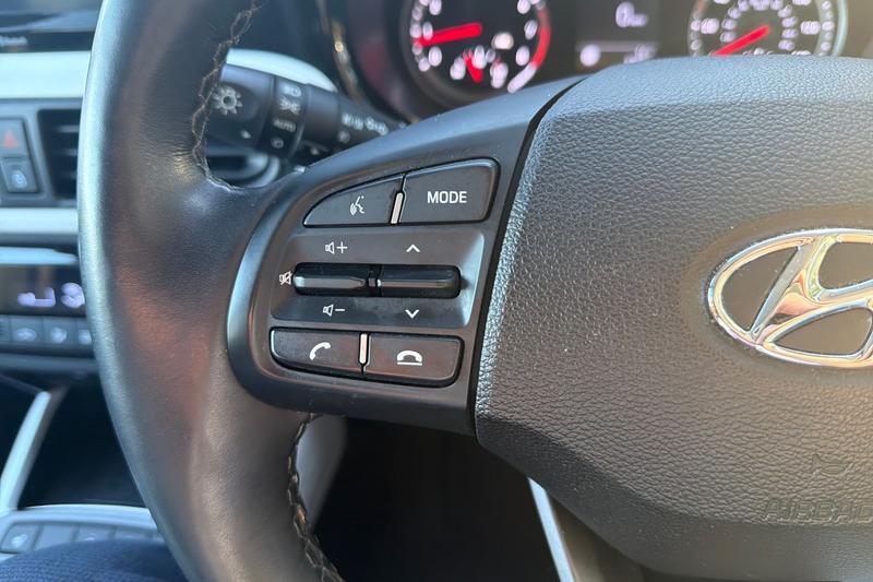 Used Hyundai i10 2023 for sale - 77659761: Photo 21